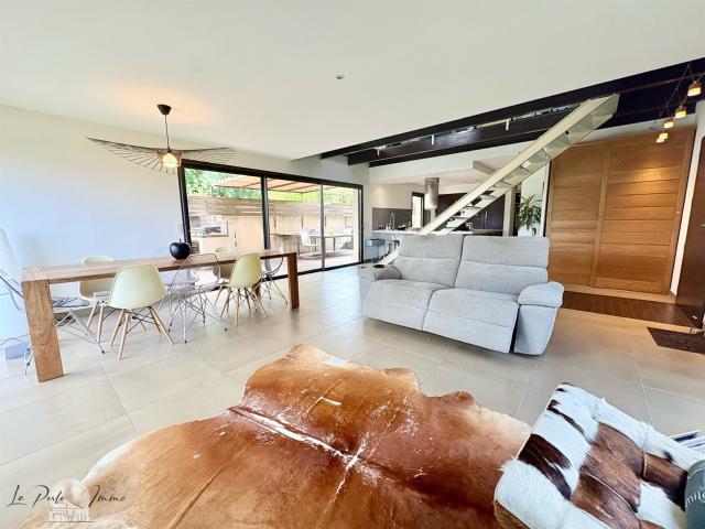 Superbe Villa d'architecte F5 180 m2 avec piscine 181m² Cabestany