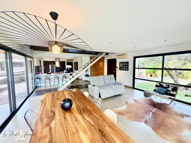 Superbe Villa d'architecte F5 180 m2 avec piscine 181m² Cabestany