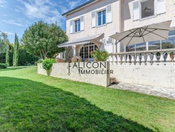 Superbe Villa de Maître située sur les hauteurs de Nice
