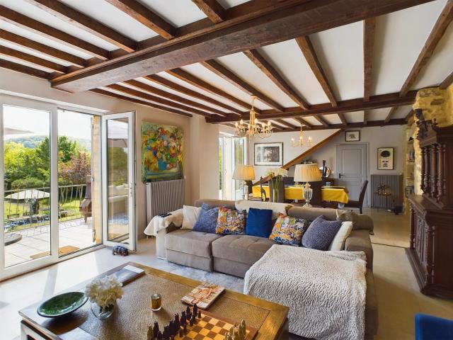 Superbe Villa en Bord de Rivière avec Piscine, 4 Chambres, L. 160m² La Roque Gageac