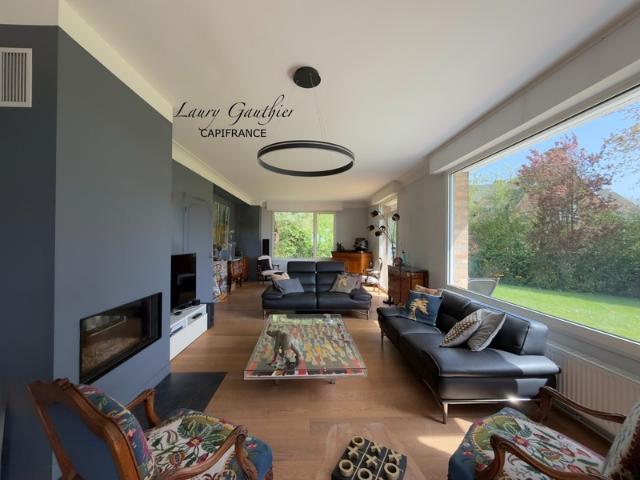 Superbe villa individuelle 208 m² – 7 pièces Sous sol complet – Terrain 1400 m² – La Chapelle d’Armentières