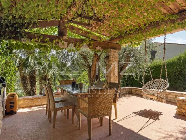 Superbe villa pleine de charme avec vue mer 243m² Villefranche sur Mer