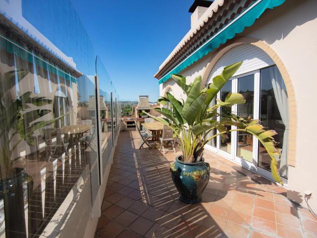 Superbe villa 5 chambres avec piscine à Juan les Pins 188m² Antibes