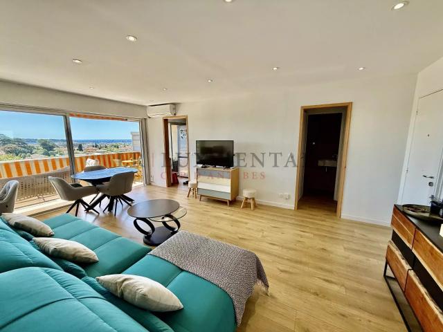 Superbe 2 pièces rénové avec vue mer, piscine, résidence fer. 48m² Antibes