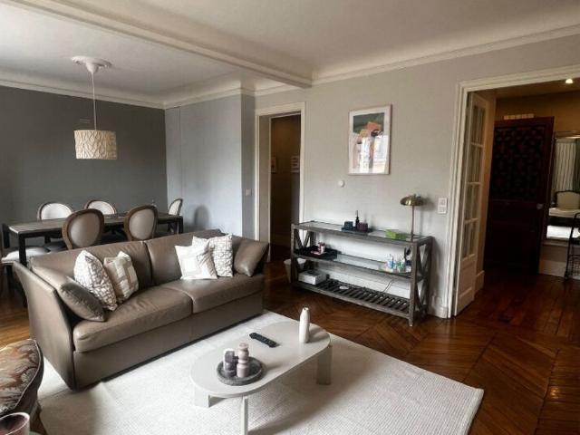 Superbe 3 pièces meublé de 80 m² ? Quartier Foch