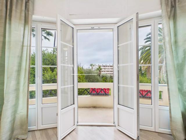 Superbe 3 pièces avec vue dégagée Cannes Montfleury 79m² Cannes