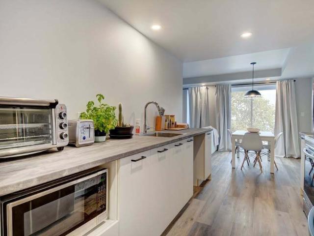 SUPERBE 4 ½ À LIMOILOU – DISPONIBLE M