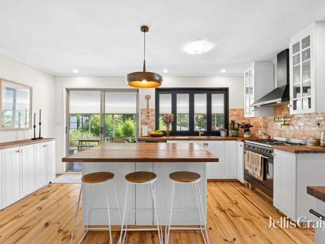 Superbly updated family home with impressive Mount Macedon views