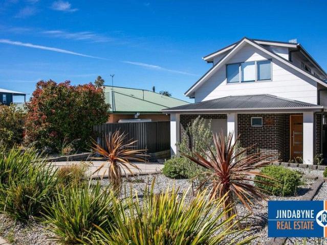 Now Even Better Value! Superbly Built Family Home with Proven Holiday Rental