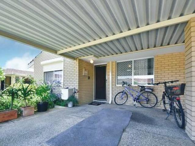 Superbly Centrally Located Nest or Invest