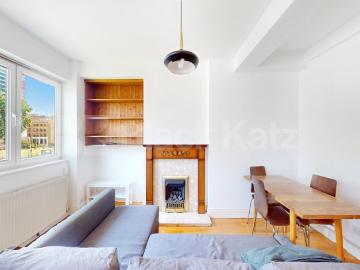 Superbly located duplex apartment by The Shard with additional office room