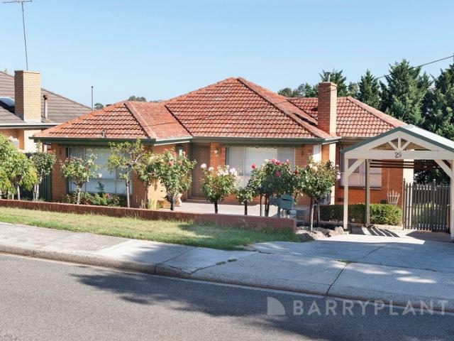 Superbly maintained family home in a sought after pocket of Niddrie