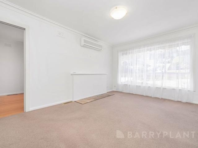 Superbly maintained family home in a sought after pocket of Niddrie