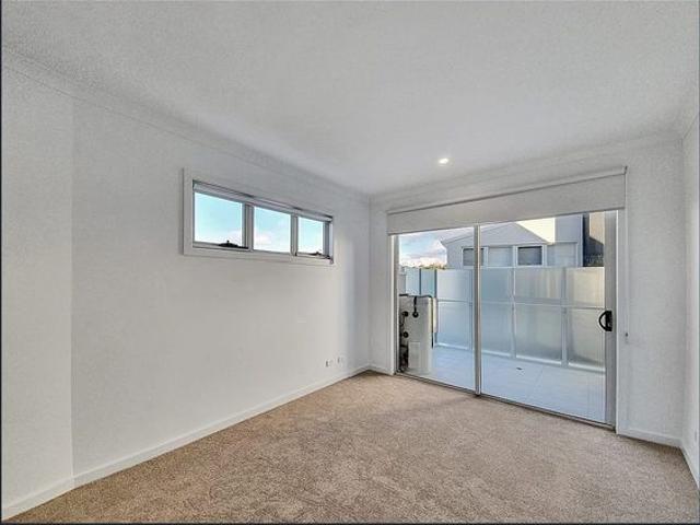 Superbly positioned in heart of Highton