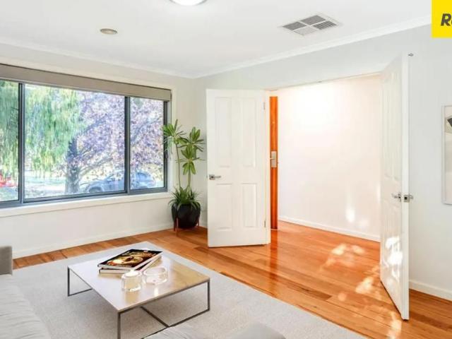 Superbly renovated Hughes residence Garden maintenance included