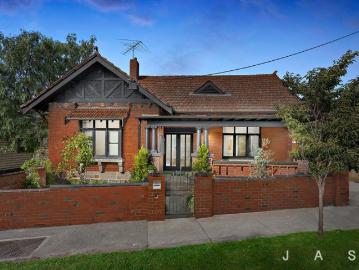 Superbly Renovated, Perfectly Located