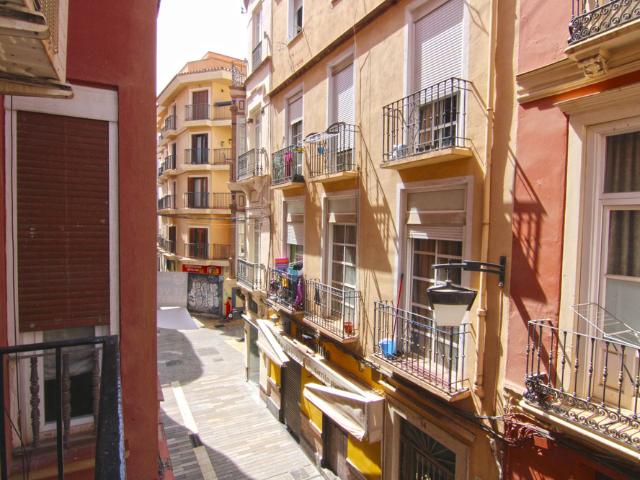 Superchic Loft with Private Balcony in Malaga City