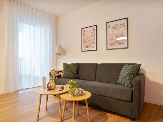Superior Two bedroom Family Apartment in Osnabrück, Osnabruck Amsterdam Apartments for Rent