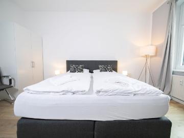 Superior Apartment | 70 QM | 3 ROOM | Central | Kitchen, Neuss Amsterdam Apartments for Rent