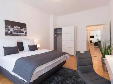 Komponistenviertel - Balkon, Aufzug