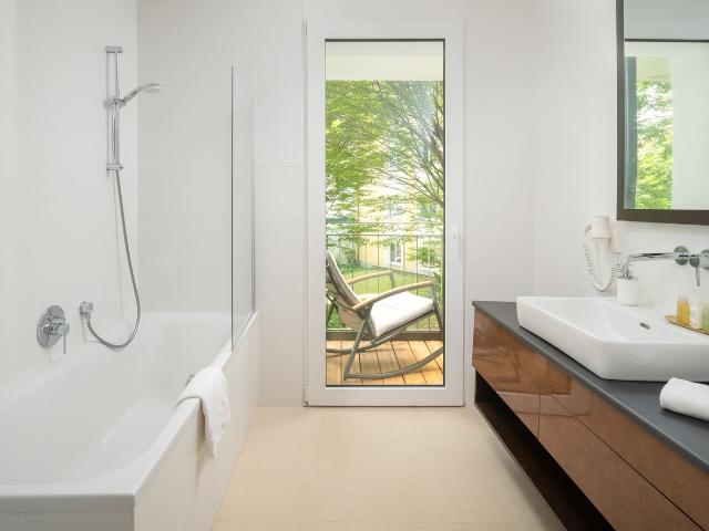 Superior one bedroom with balcony garden view, Vienna Amsterdam Apartments for Rent
