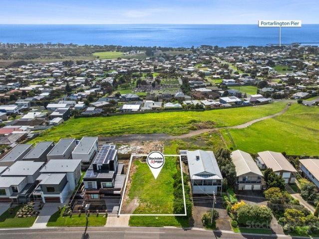 SUPERIOR OPPORTUNITY WITH STUNNING BAY VIEWS!