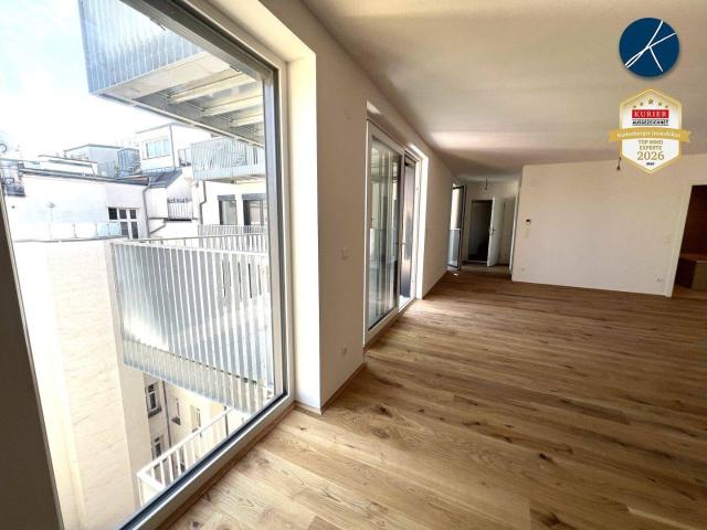 Superprojekt: 'Über den Baumwipfeln TOP 46 4 Zimmer mit ÜBERDACHTEM BALKON 17,5 m²
