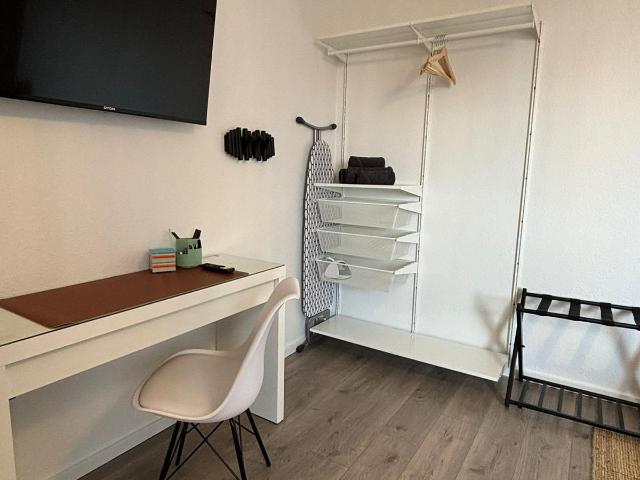 SuperSuite Boho Apartment Balcony, Herne Amsterdam Apartments for Rent