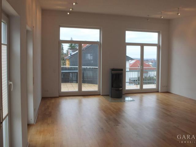 Superschöne 4 Zimmer Dachgeschosswohnung