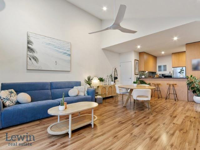 Supersized Hideaway with a Latte Lifestyle