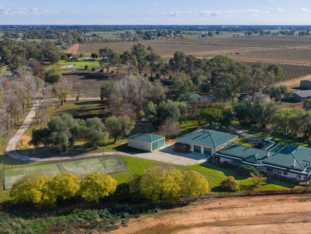 Supherb country living versatile residential layout