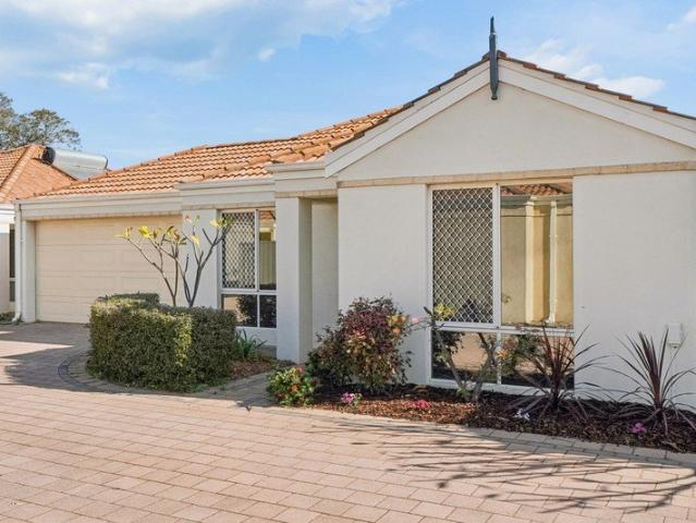 Suprisingly large villa, top location