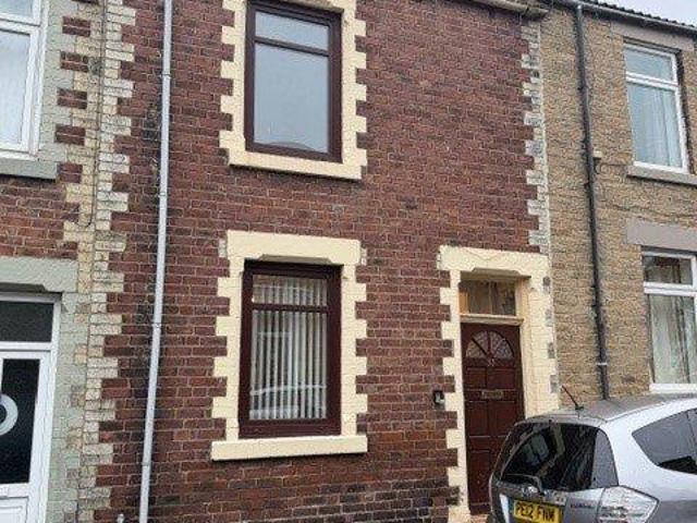 Surtees Street, Bishop Auckland 2 bed terraced house to rent £595 pcm £137 pw
