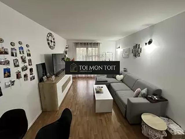 Survilliers 95470 Location appartement 2 pièces t2 au dernier étage parking