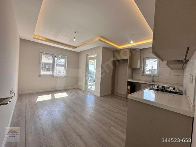 SURYAPI KARŞISINDA SATILIK 2+1 TRAMVAYA 5 DK MESAFEDE FIRSAT DAİRE ARAKAT İSKANI VAR ASANSÖRLÜ BİNA