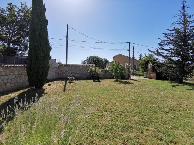 Sur la commune d'AILHON à 15 minutes d'AUBENAS 175m² Ailhon