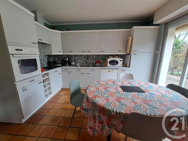 Sur la commune de Bignan, nous vous proposons cette jolie ma. 130m² Bignan