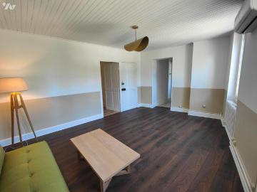 Sur la commune de MONTELIMAR 26 un T3 meublé de 63 m2 avec jardin