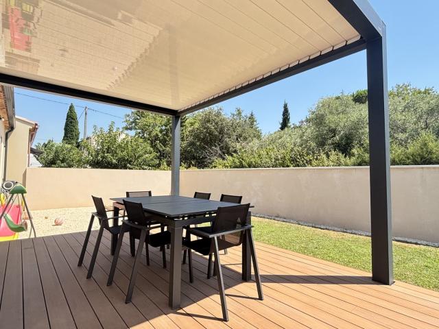 Sur Le Plateau Villa Recente T4 An 2023 Plain Pied Sh 88 M2. 88m² Châteauneuf de Gadagne