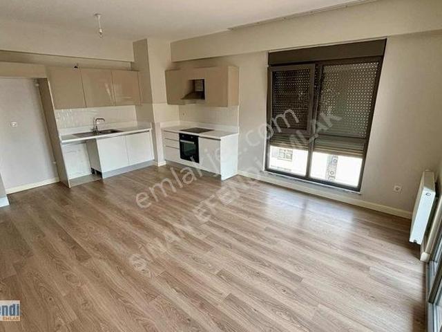 Sur Yapı'da Satılık 2+1 Daire, 8. Kat, 94m²