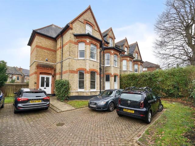 Surbiton Hill Park, Surbiton KT5, 1 bed flat to rent, £1,525 pcm | PrimeLocation