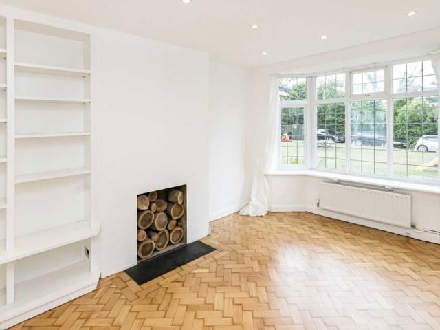 Surbiton Hill Road, KT6, London