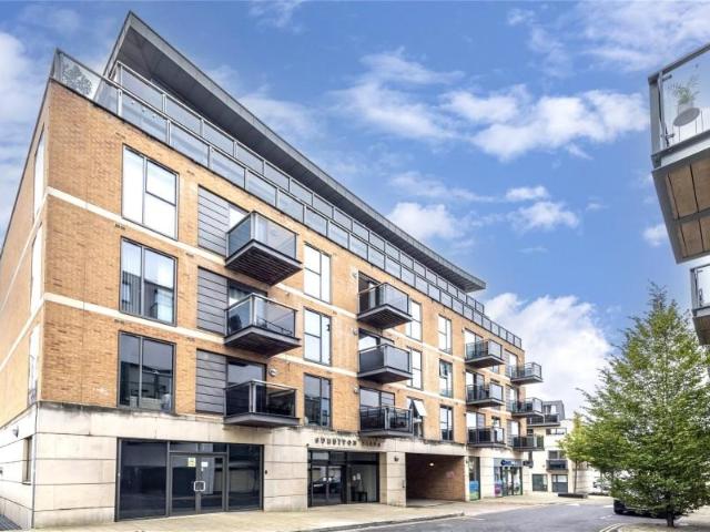 Surbiton Plaza, Surbiton KT6 2 bed apartment to rent £2,650 pcm £612 pw