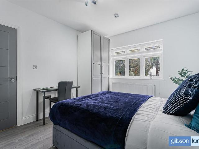 Surbiton Road, Kingston Upon Thames KT1 1 bed in a house share to rent £1,000 pcm £231 pw