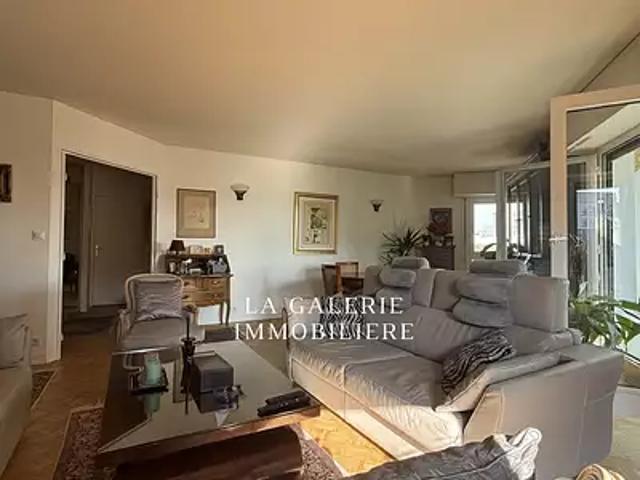 Suresnes 92150 Achat / Vente appartement 4 pièces t4 parking