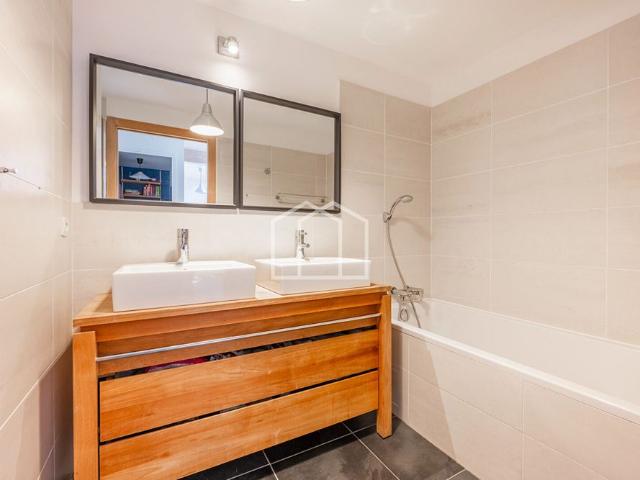 Suresnes 92150 Superbe Maison contemporaine avec terrasses