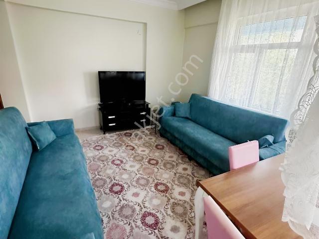 Sürer Emlak`tan Kiralık Ful Eşyalı 2+1 Daire`miz Sitede Kalmakta