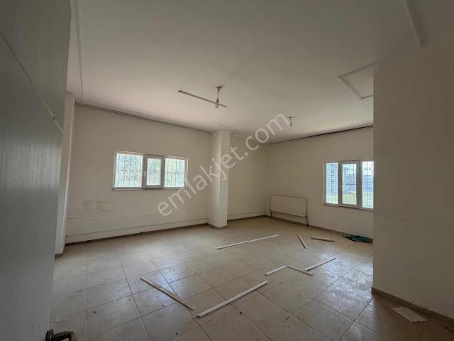 Sürer Emlak`tan Satılık Kiracılı 3+1 Daire`miz Site İçerisinde