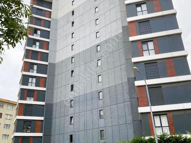 Süreyya Plajında Lüks 2+1 80 M² Selin Towers'ta Kiralık Daire