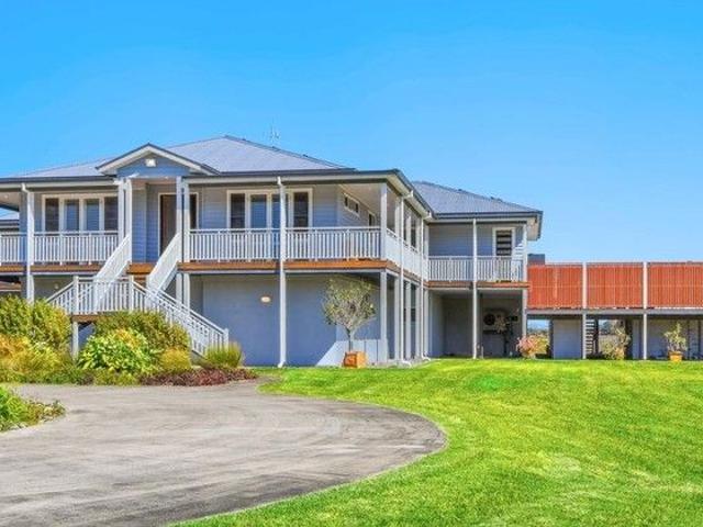 LARGE HOME & SECOND RESIDENCE 7 MINS TO SOUTH WEST ROCKS